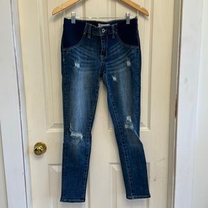 Ripped Maternity skinny jeans
